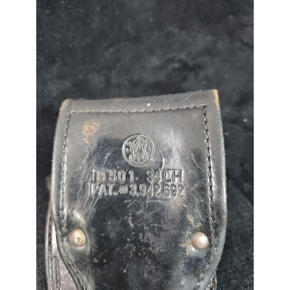Smith and Wesson B501-34LH Double Retention Leather Holster, Black,‎ Ruger Six